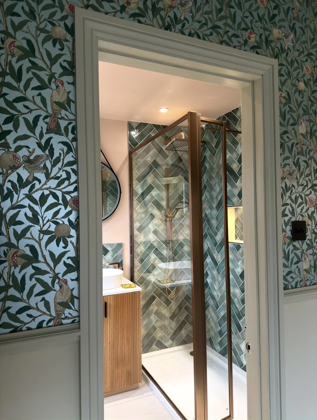 Doorway view through to the completed en suite, St Albans